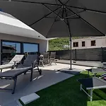 Adria Διαμέρισμα *