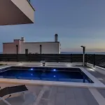 Adria Διαμέρισμα *