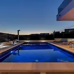 Adria Μακάρσκα