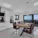 Διαμέρισμα Adria *