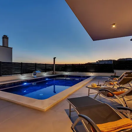 Adria Апартаменти