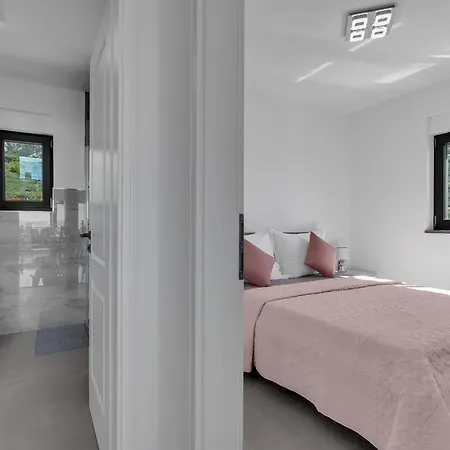 Adria Апартаменти *