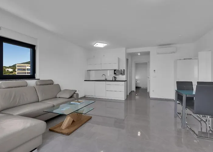 Adria Apartment *